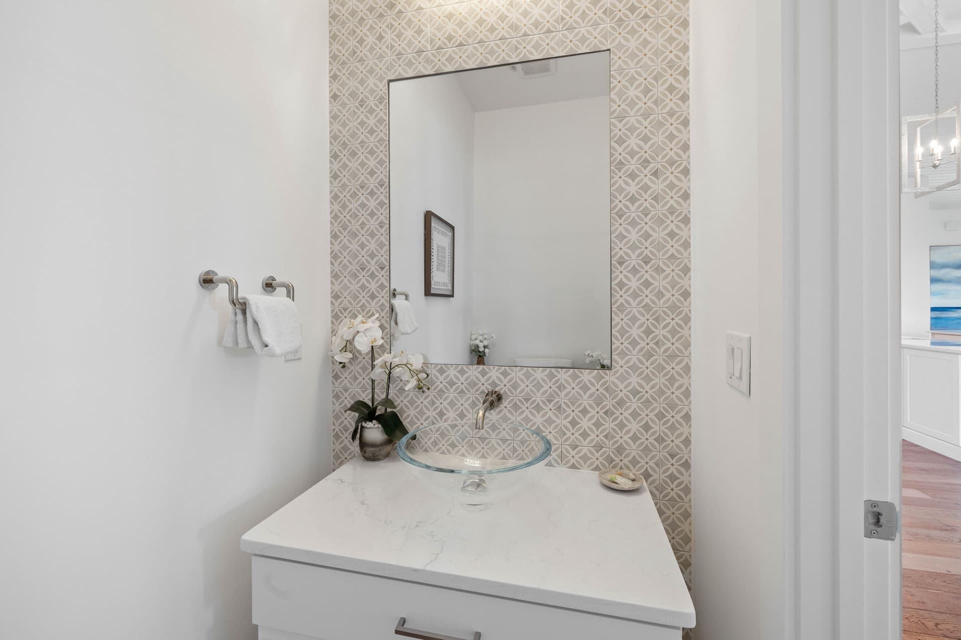 Eyes on Sunrise - Image 62