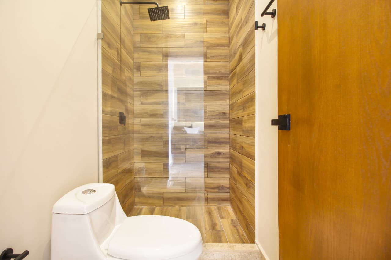 Sunset Pursuit - Image 13