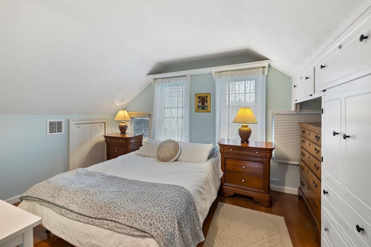 Brewster Barefoot Bliss - Image 45