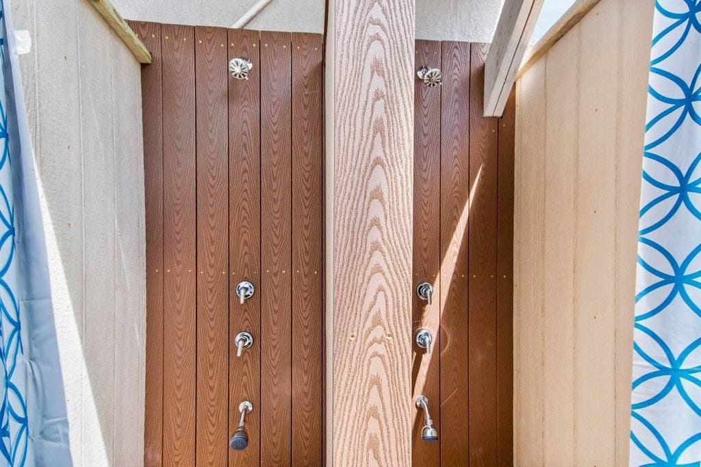 Tides Beach House - Image 20