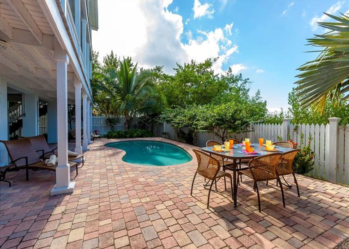 Coastal Comfort - Image 35