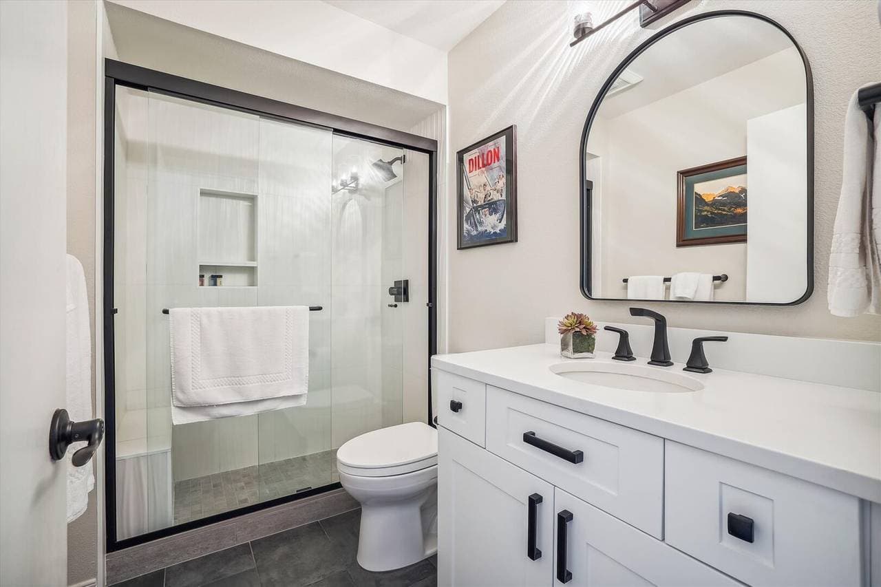 Corinthian Bella Vista - Image 32