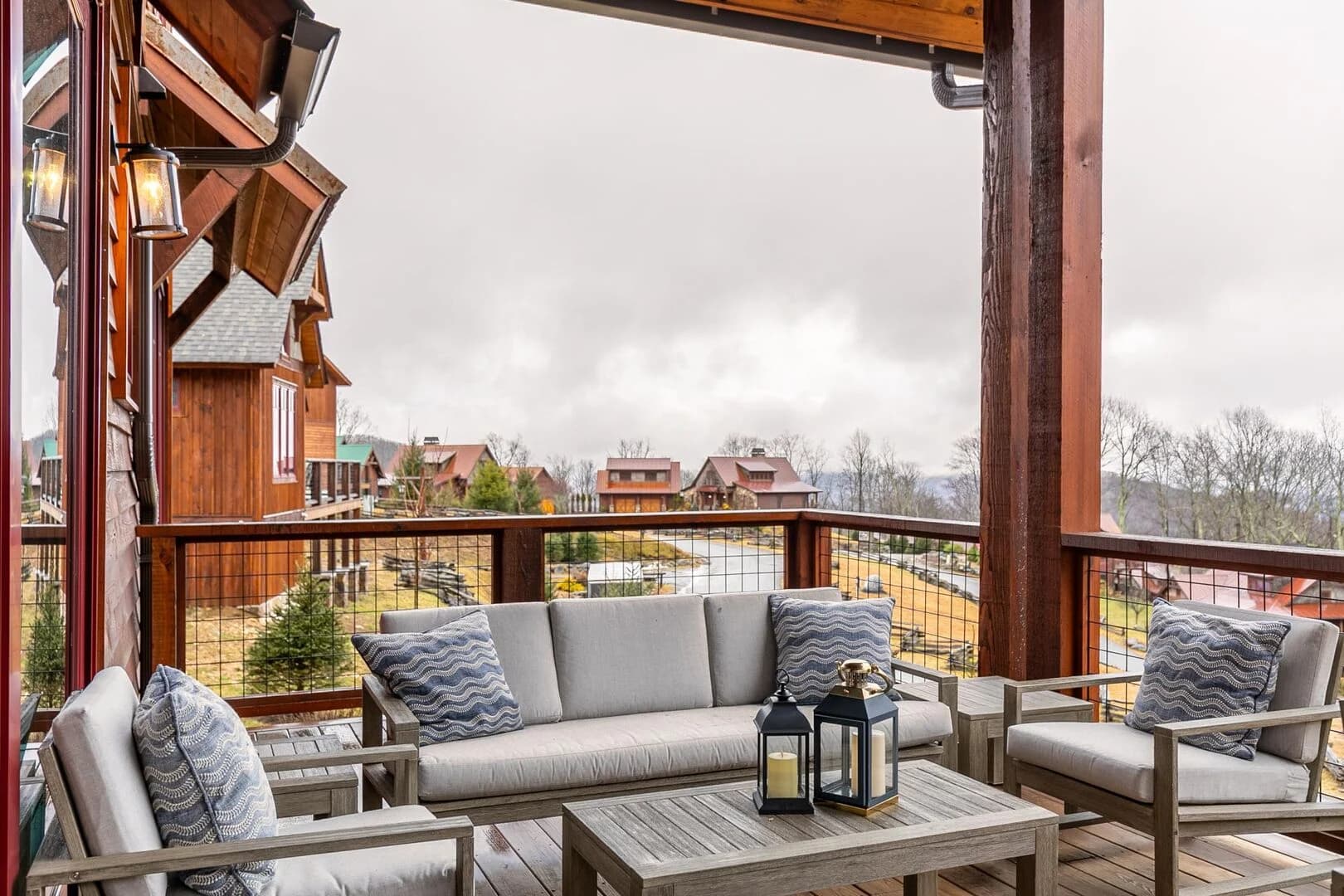 Price Peak - Image 23