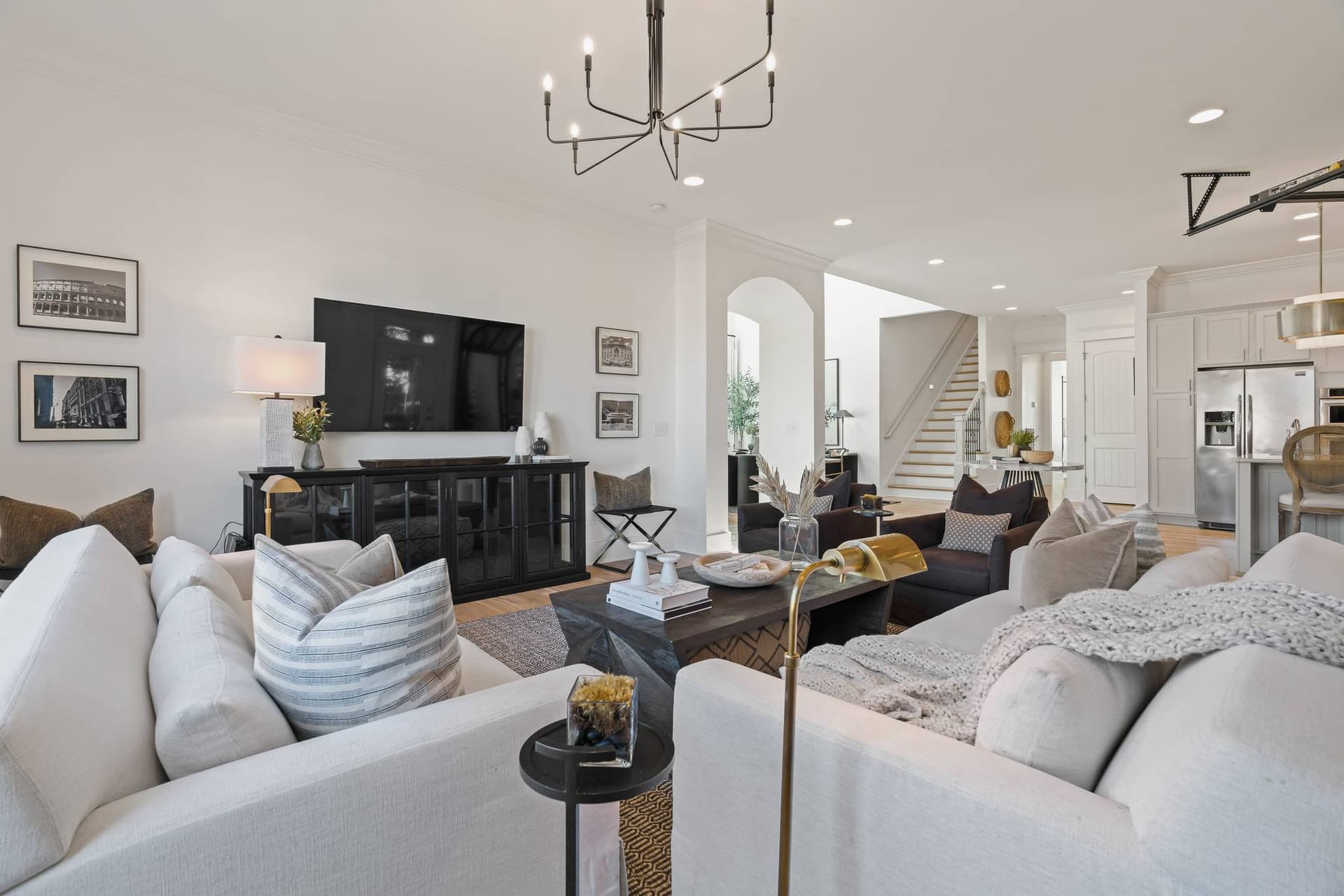 Nashville Lombardy - Image 67