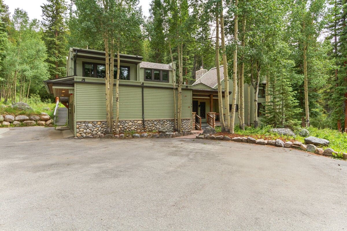 Creekside Chateau - Image 72