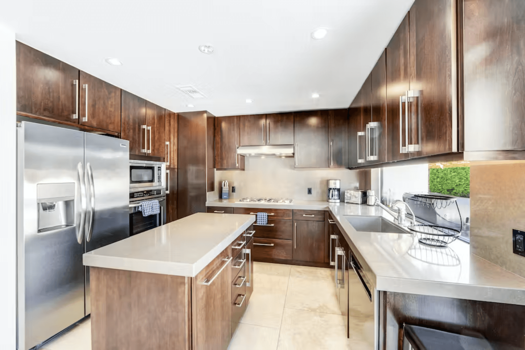 Sunsets on Sierra Home - Image 4