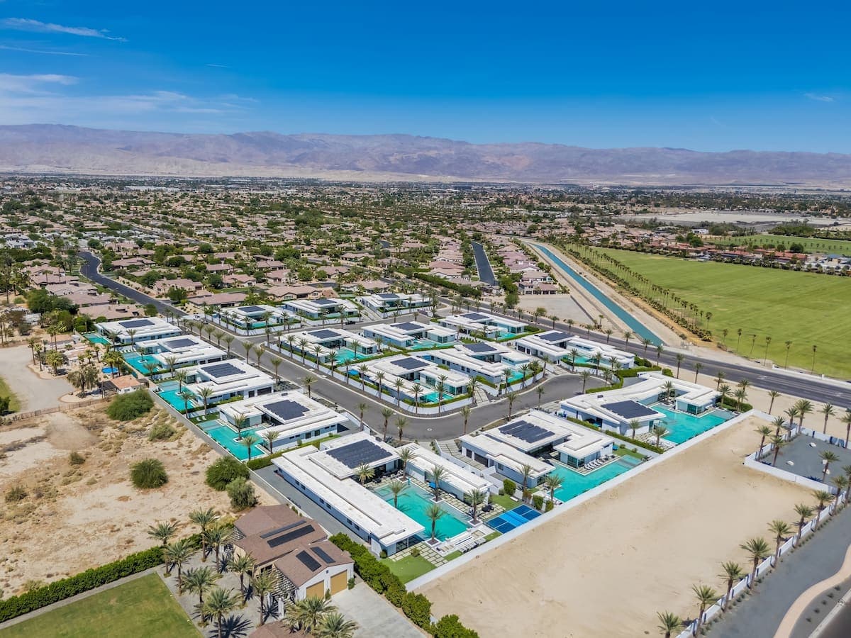 Bravo Villa #7 - Image 3