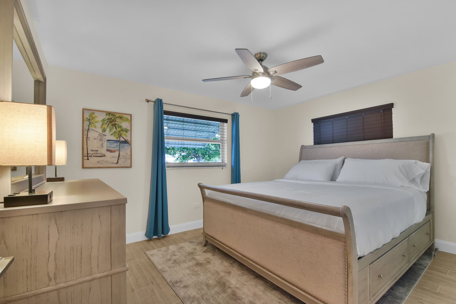 North Lake Worth Home  - Image 30