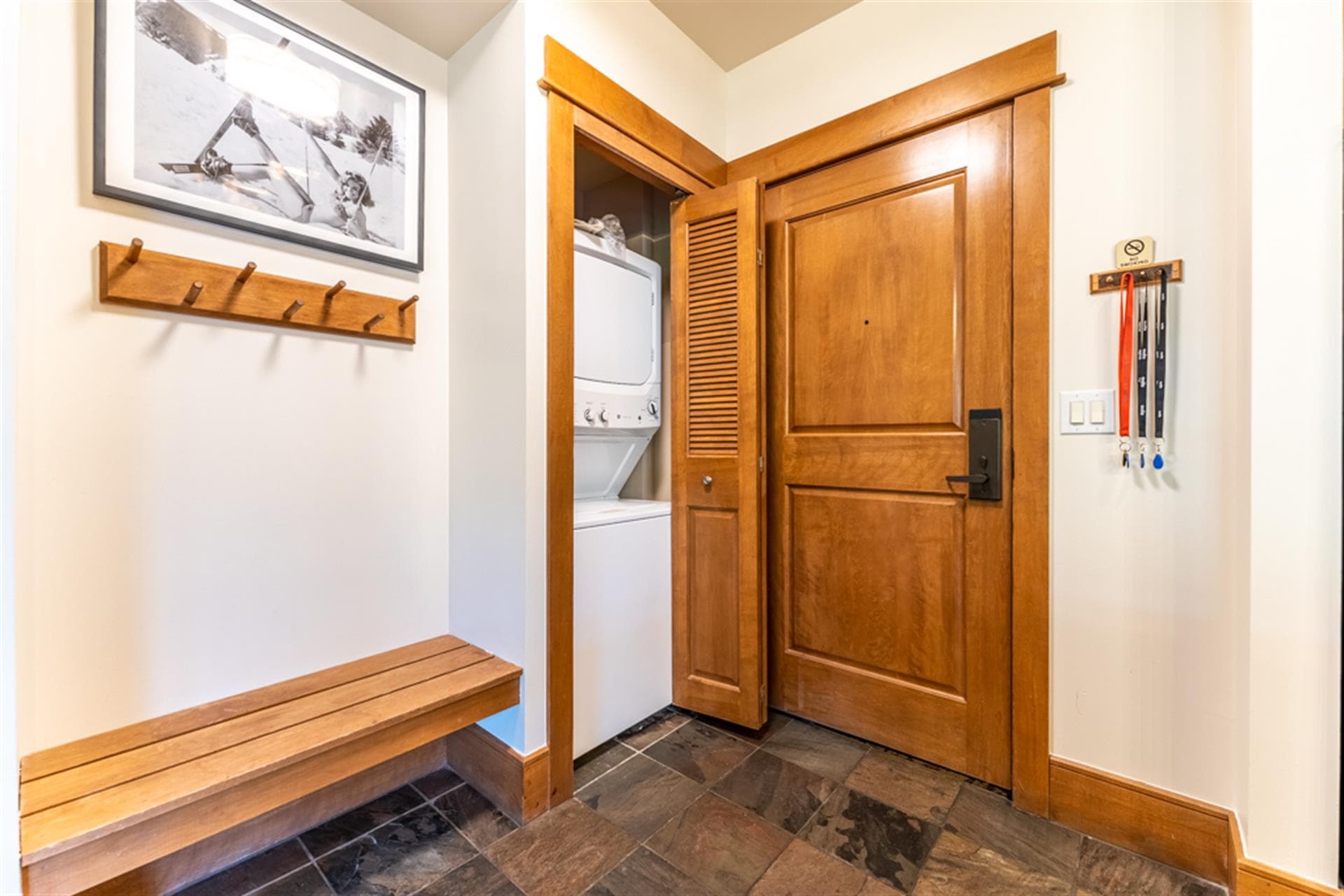 Dreamy Den - Image 9