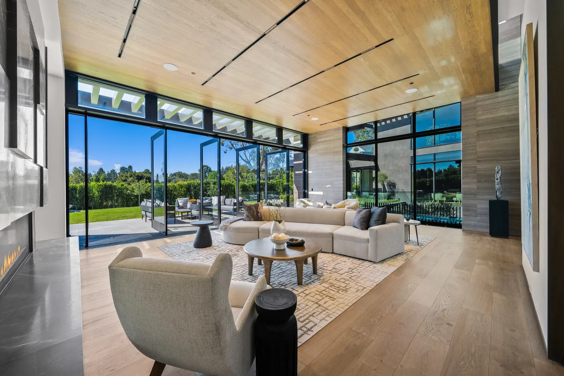 Forza Modern - Image 7