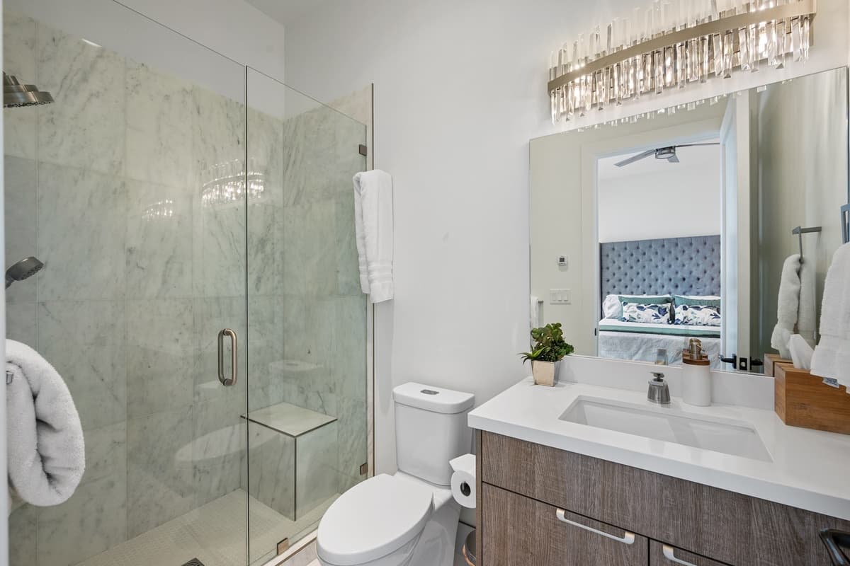 Quicksilver Haus - Image 60