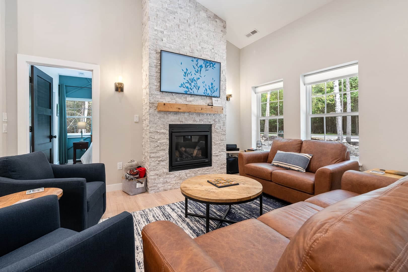 Point Beach Cottage - Image 4