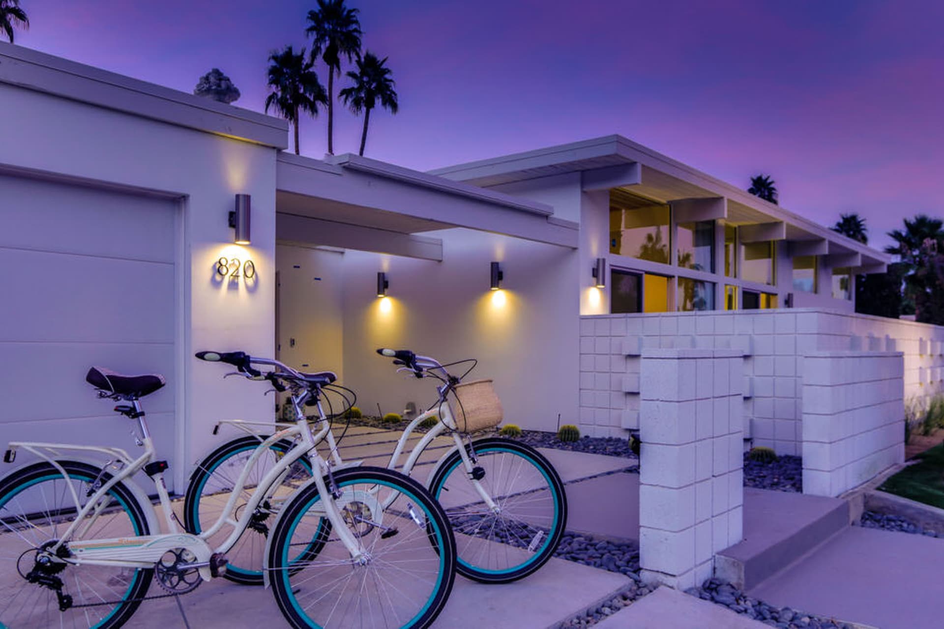 Regal Contemporary House - Image 39