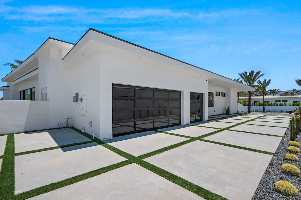 Bravo Villa #7 - Image 74