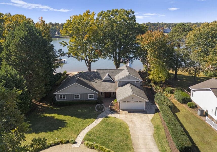 Sandy Shore - Image 47