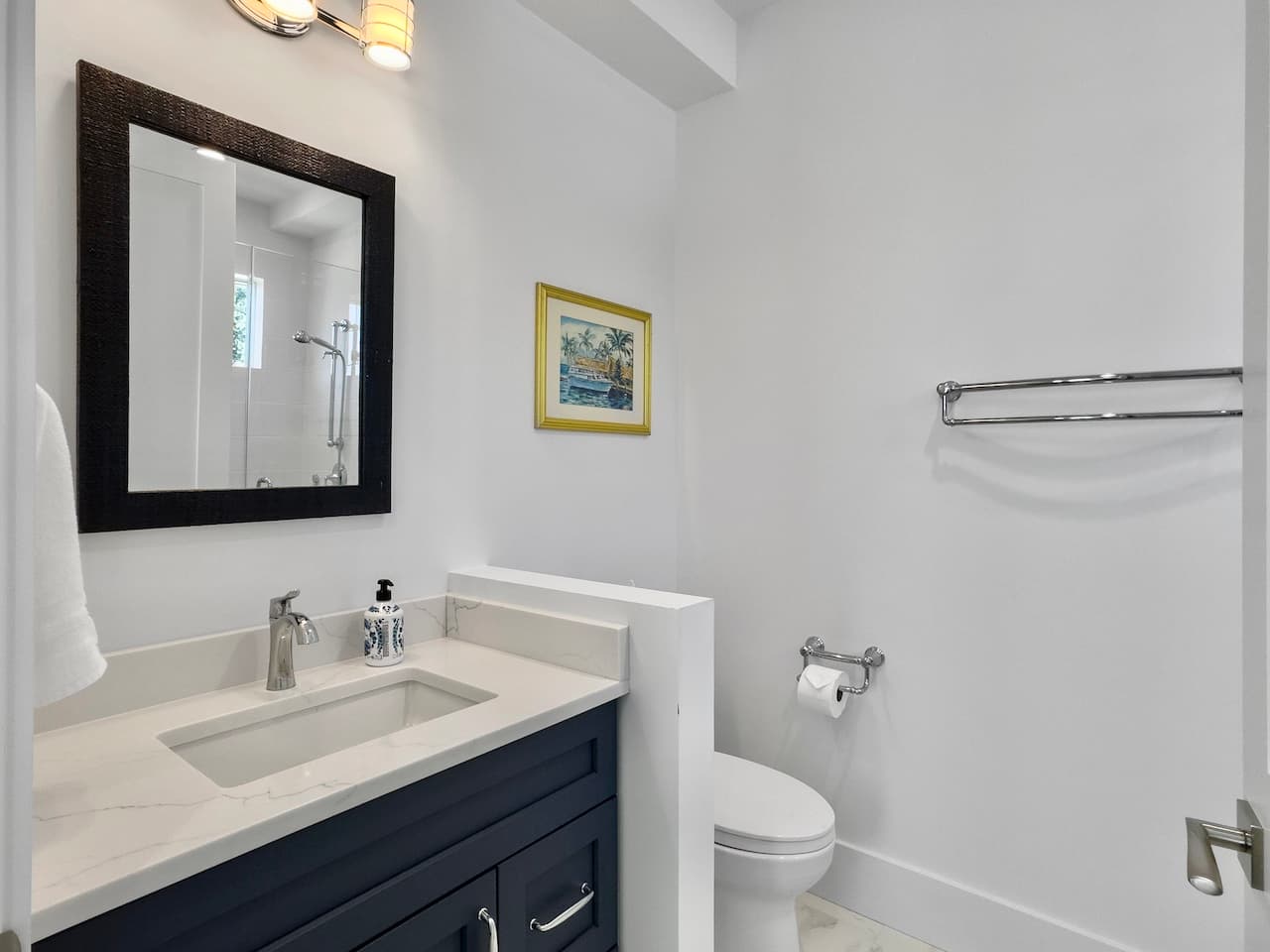 Cameron by the Sea - Image 40