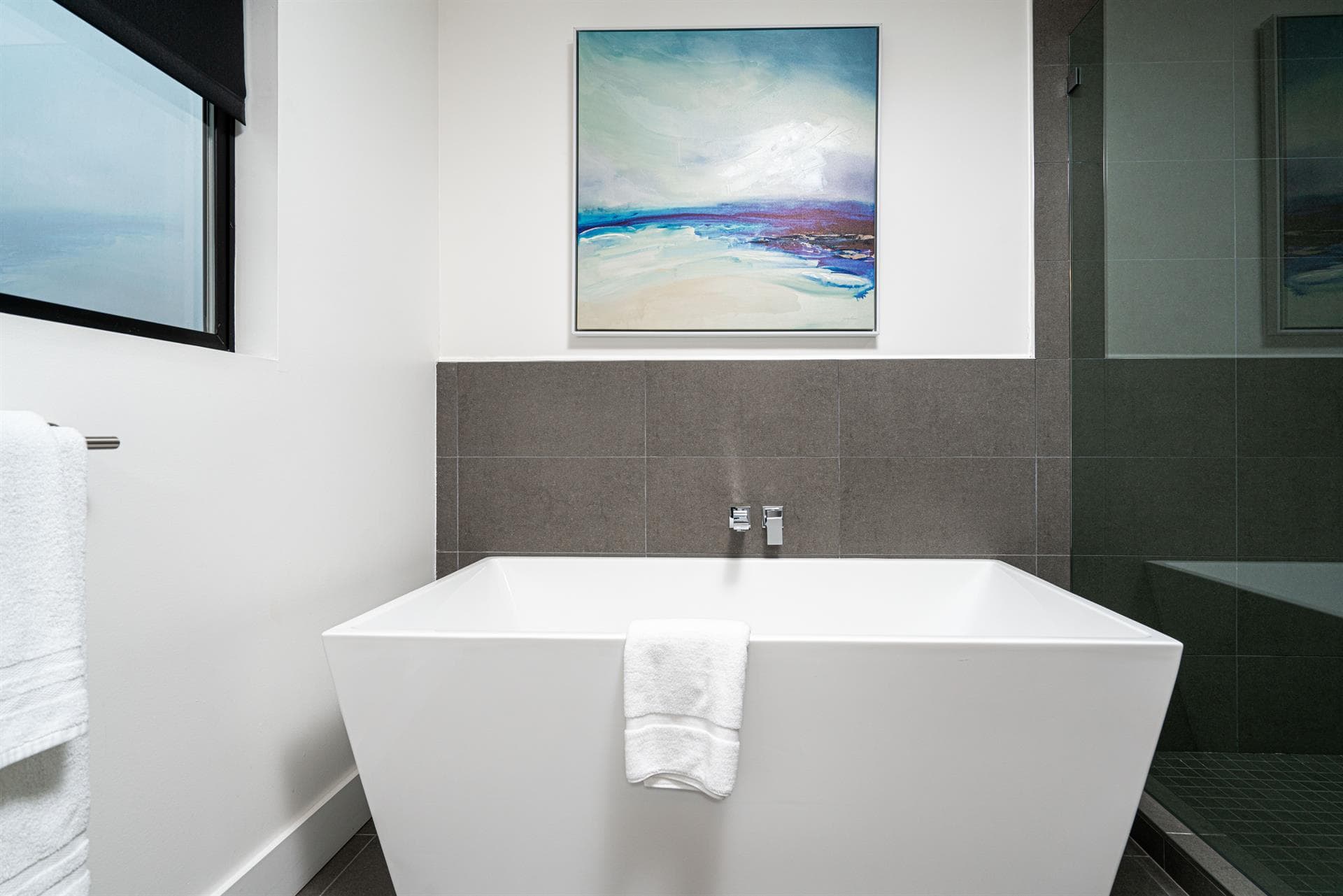 Balboa Breezeway - Image 11