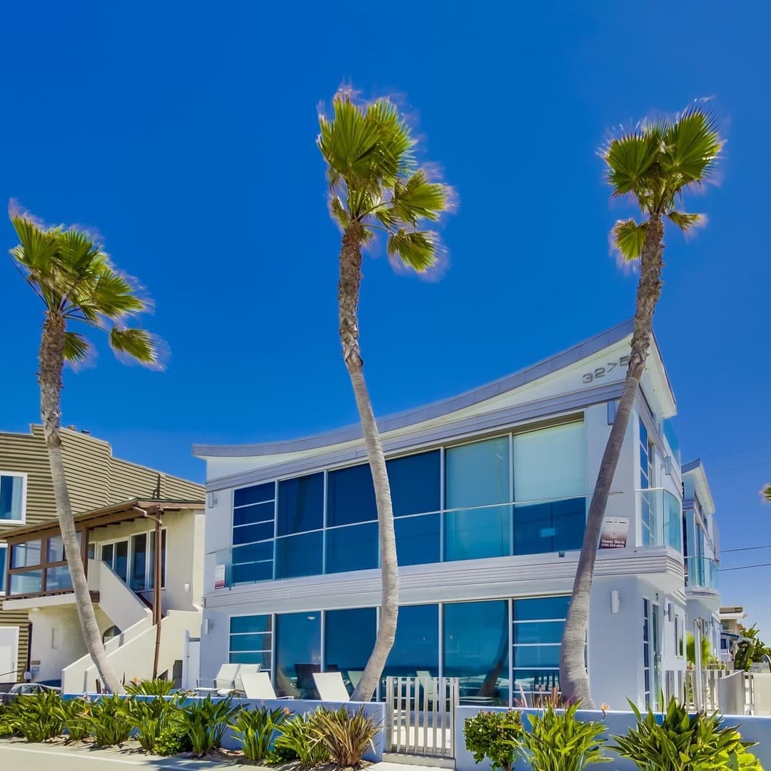 Liquid Blue Home - Image 1