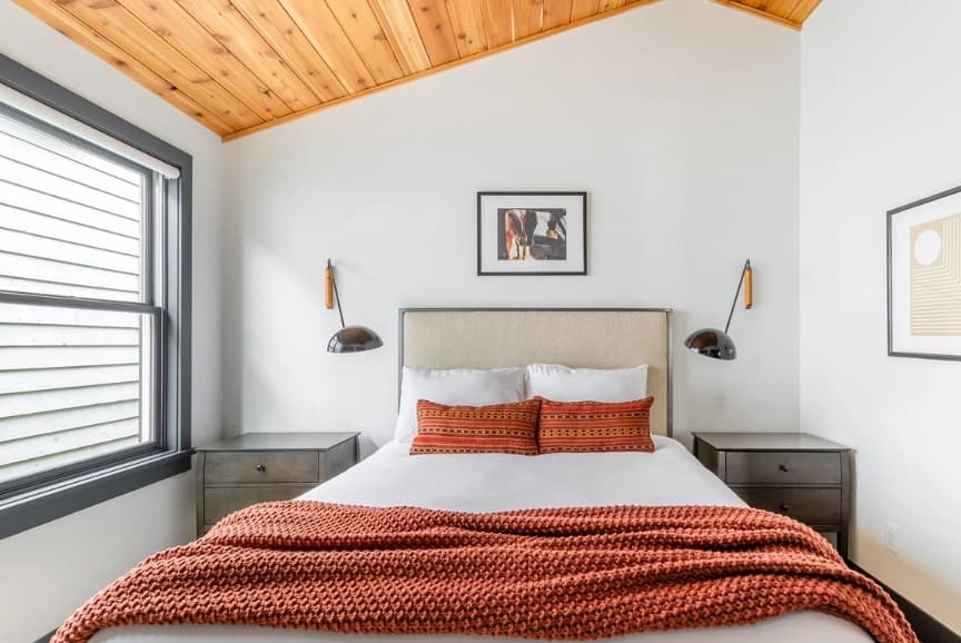 Chartreuse - Image 10