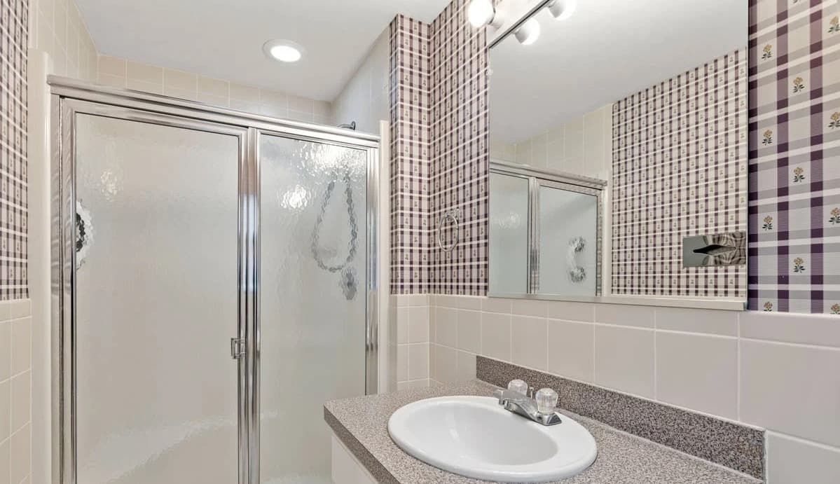 Harbor House #024Y - Image 13