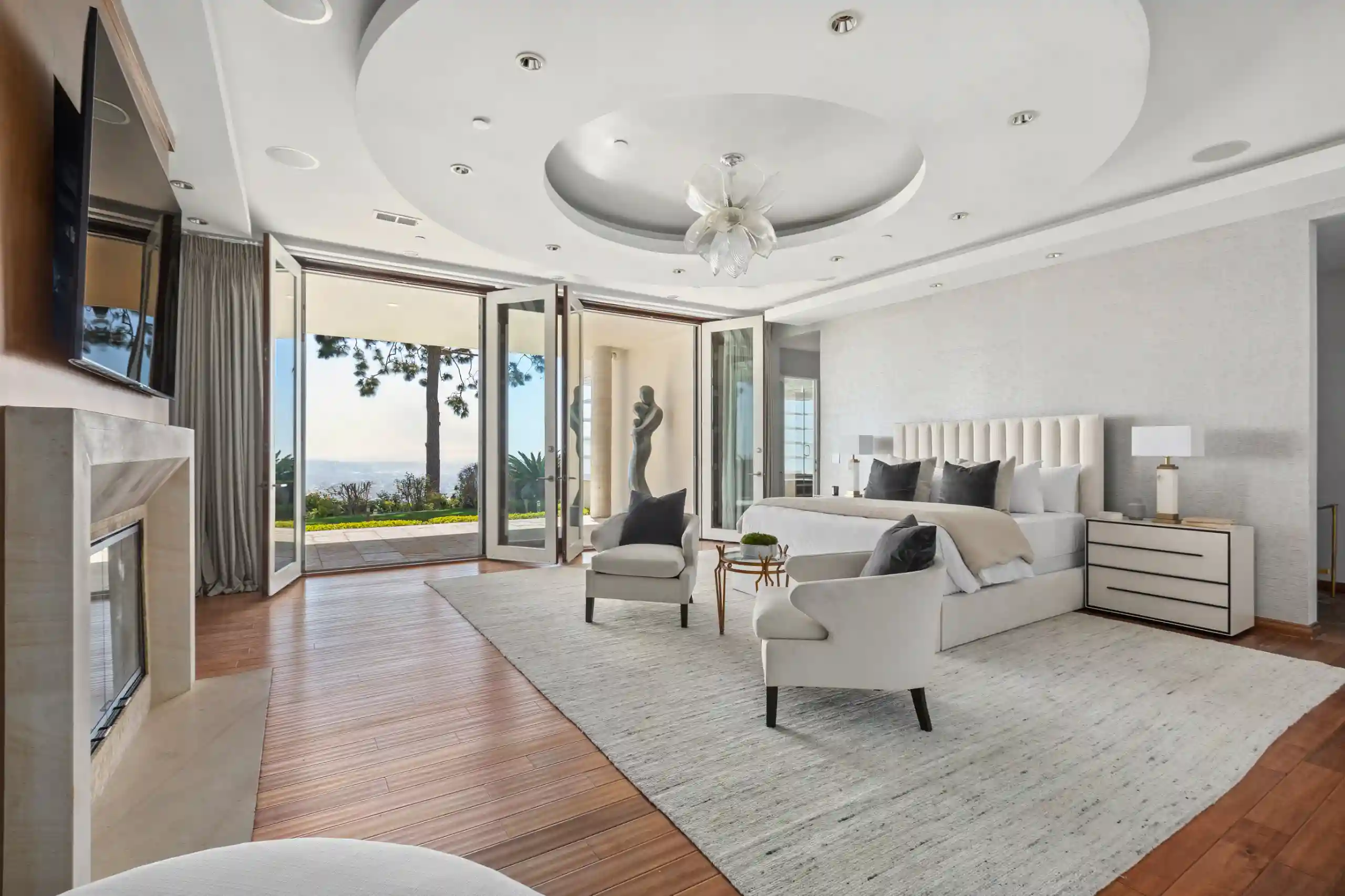 Trousdale Grand - Image 24