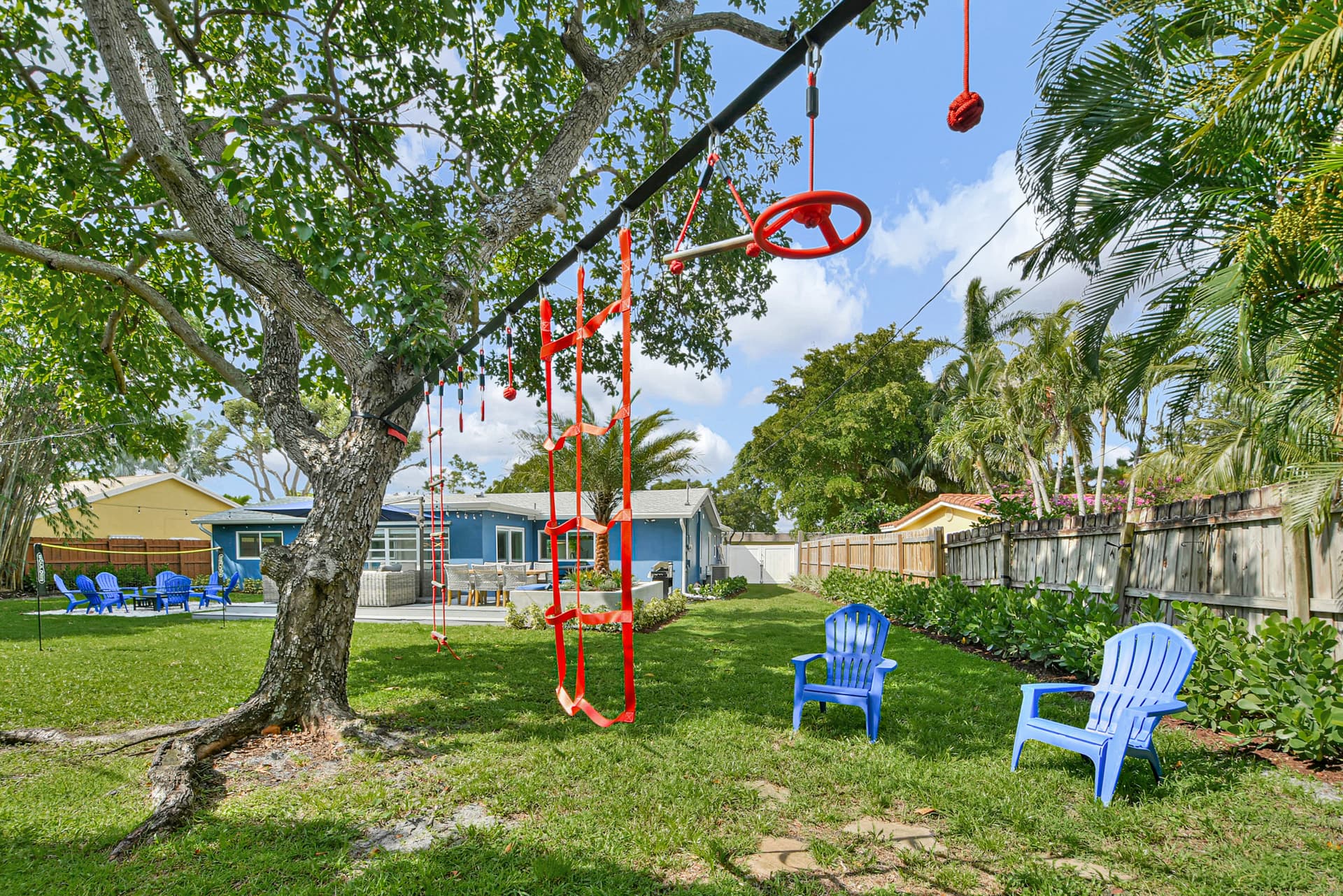 Bluebird House - Image 59