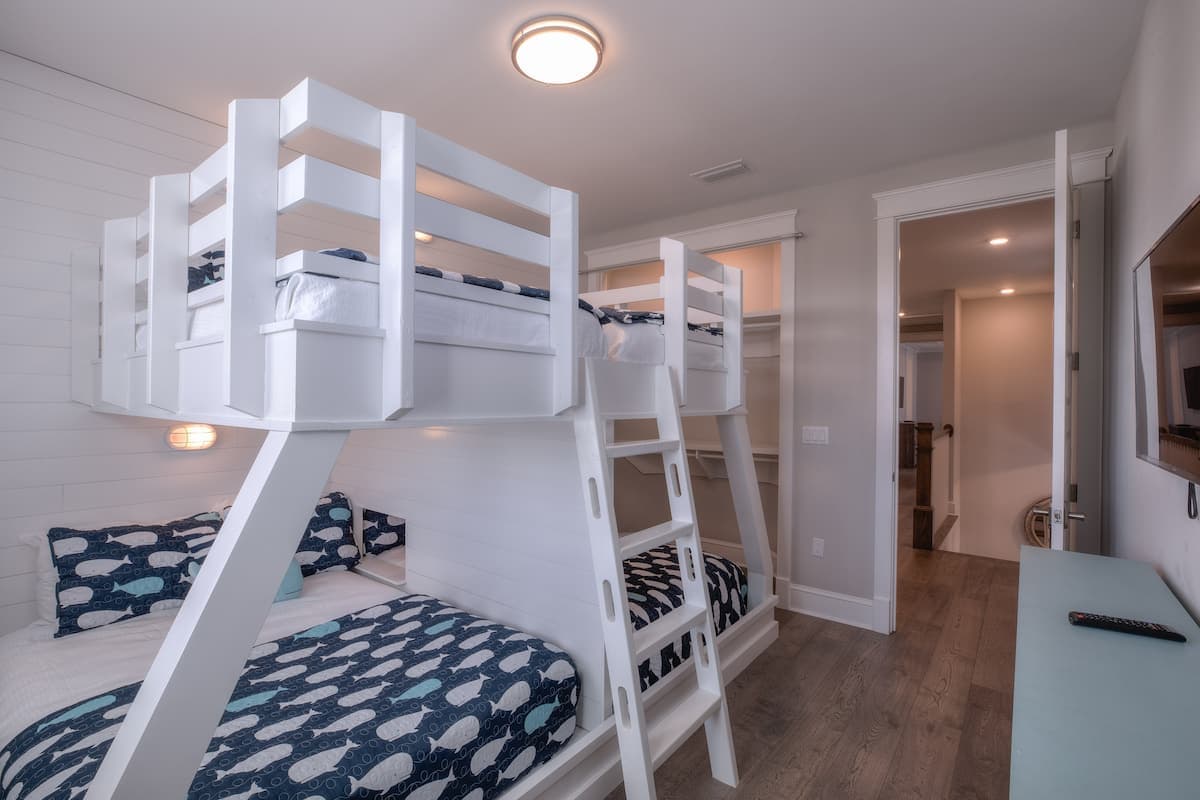 Coconut Cove - Image 43