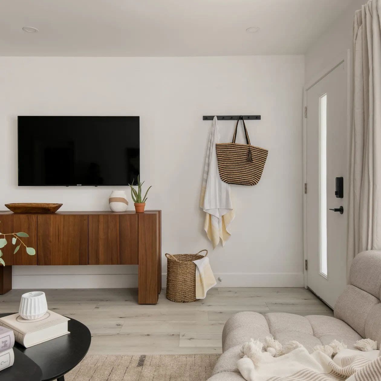 Yellowjacket - Image 5