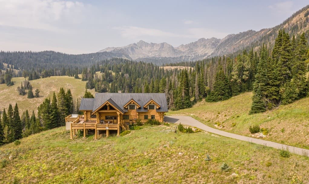 Upper Beehive Basin - Image 2