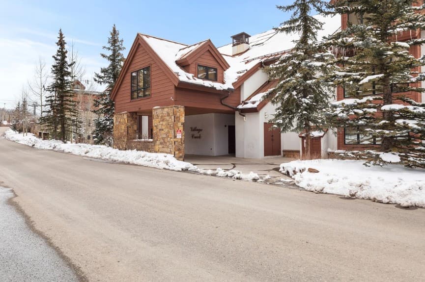 Emerald Elk at Village Creek - Image 2