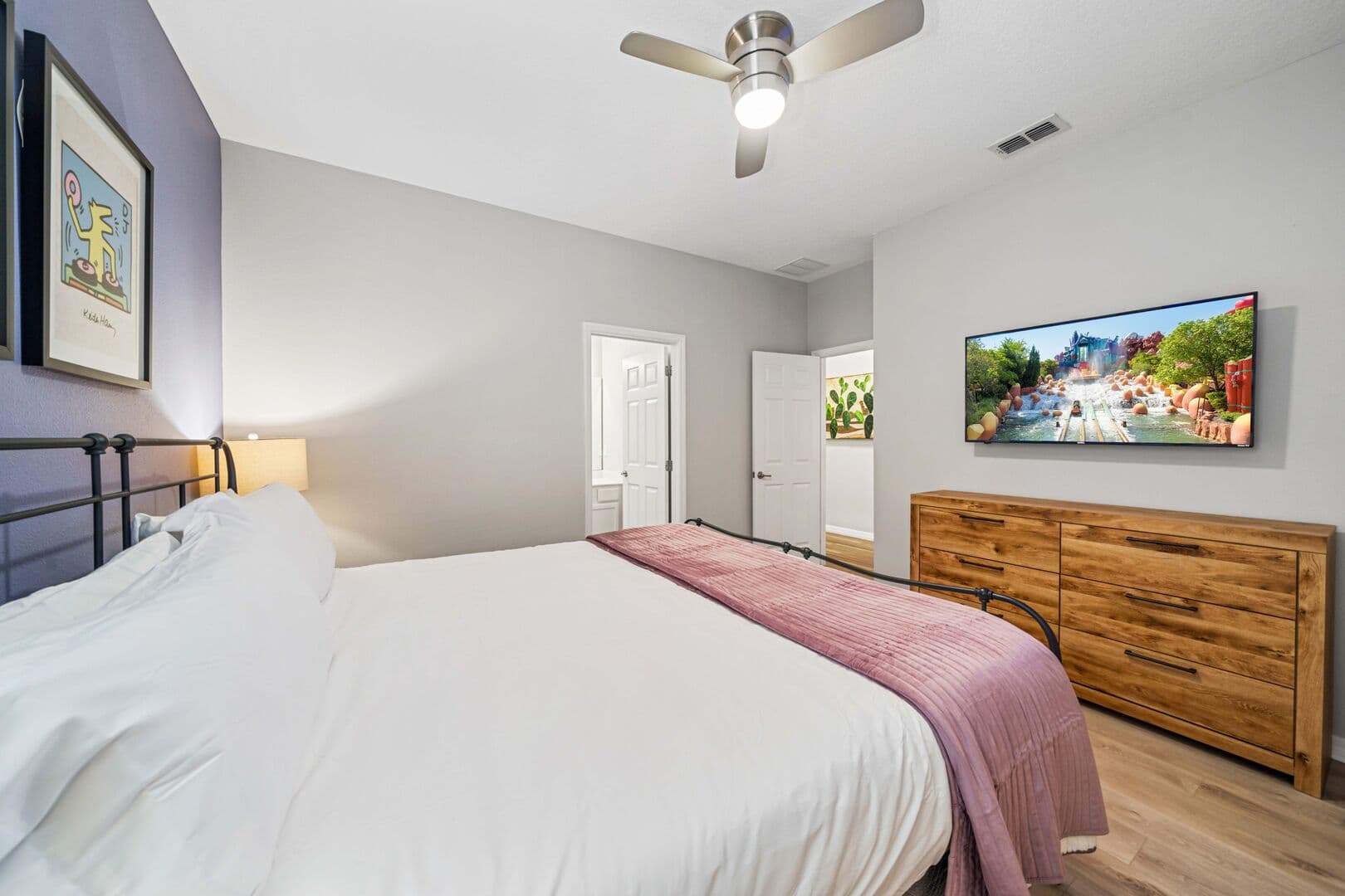 Gallery House - Image 30