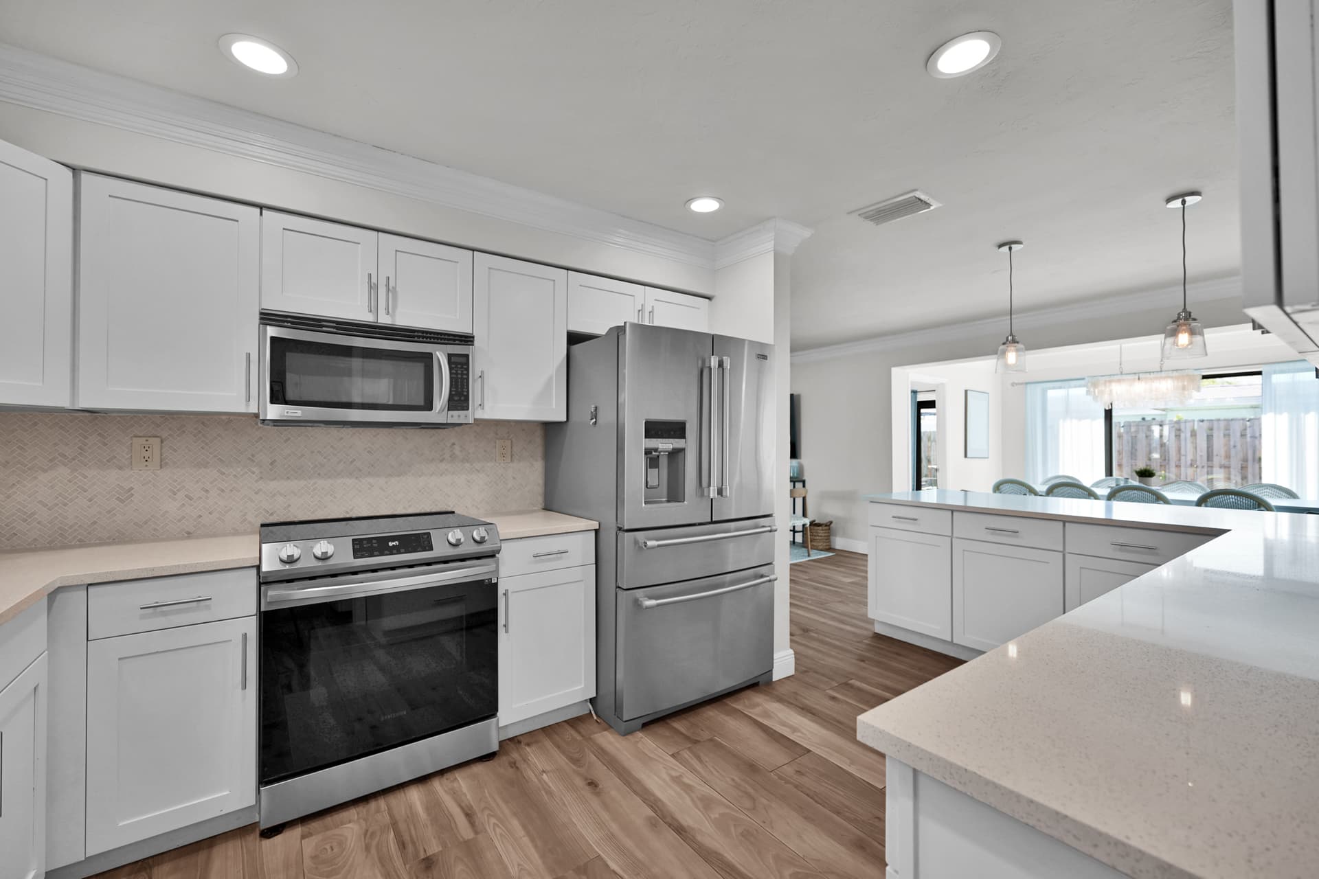 Robinson Place - Image 14