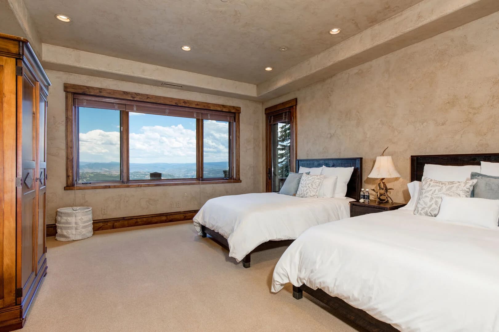 Chateau Jordan - Image 50