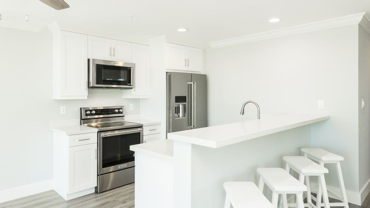 Upper Bayview North - Image 5