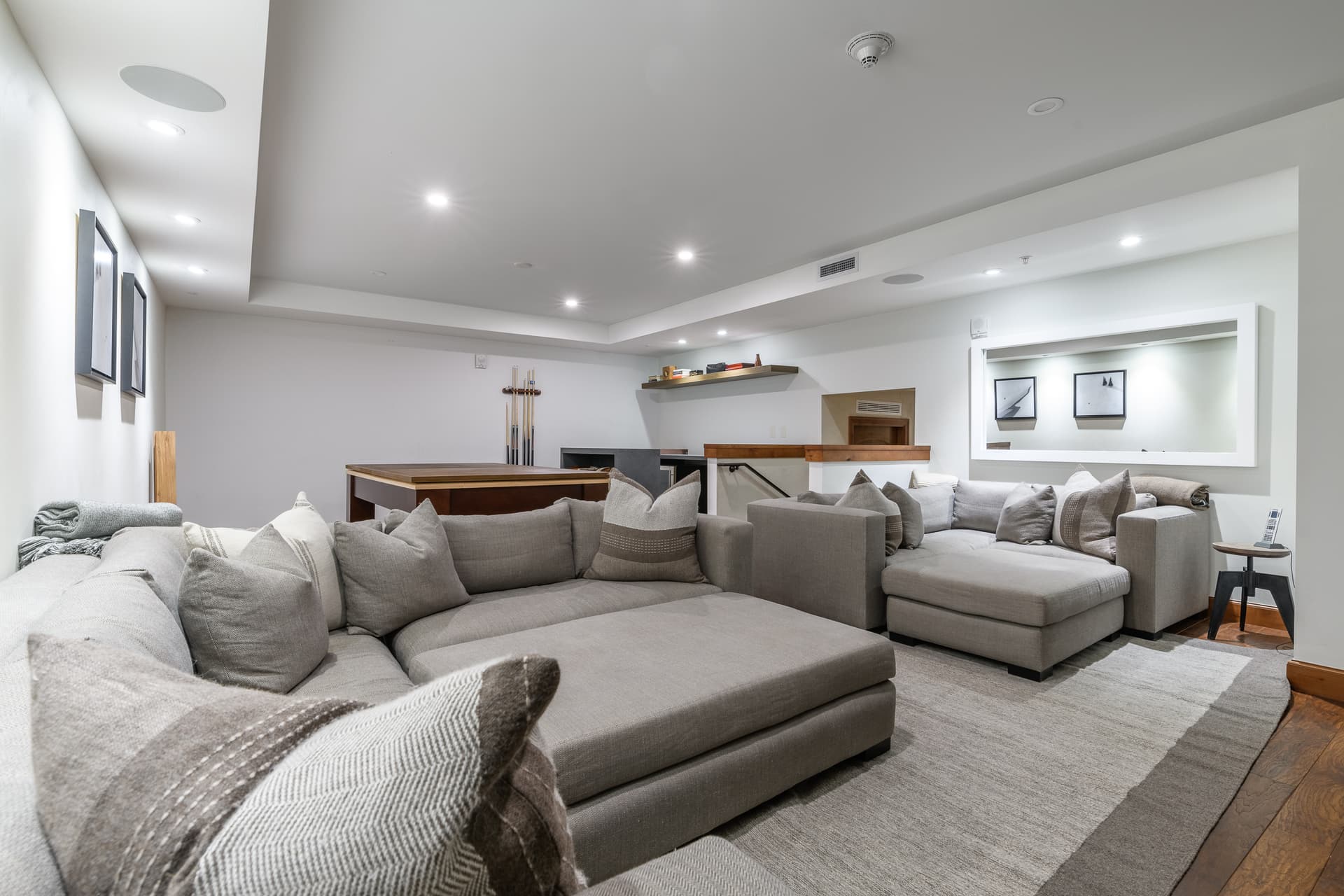 White Chutes at the Ritz-Carlton - Image 12