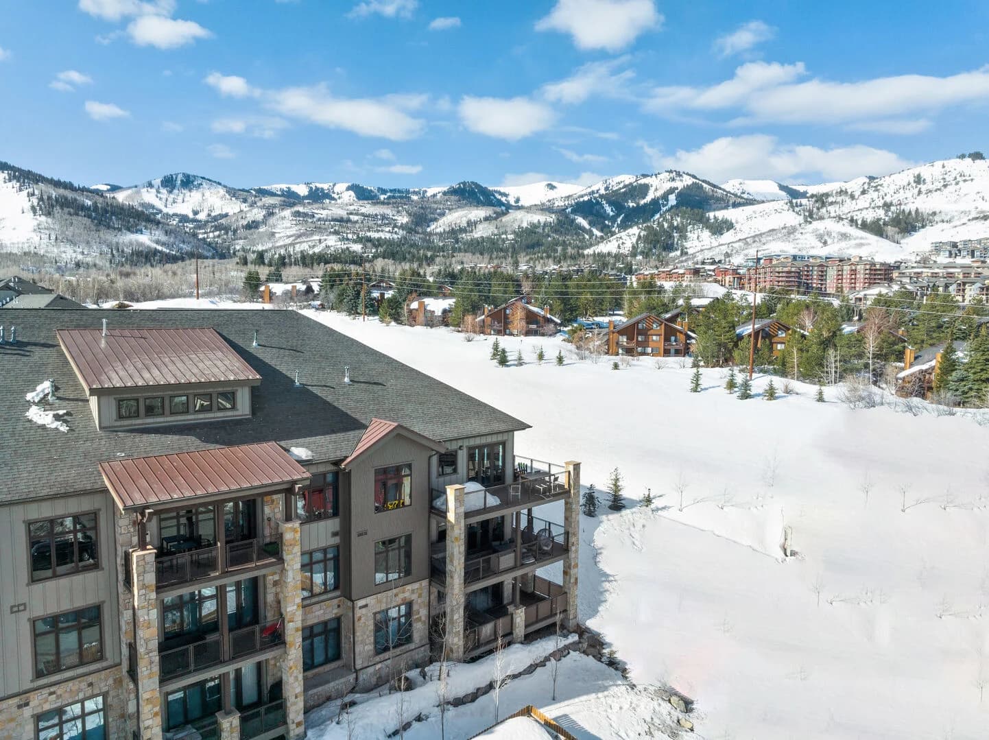 Blackstone Residences #306 - Image 29