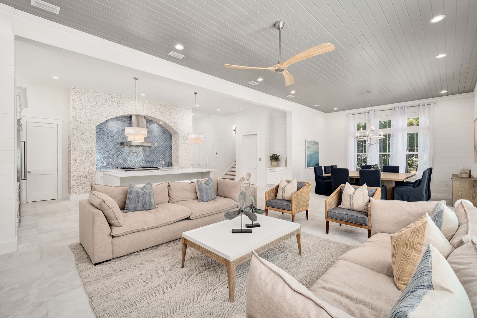 Oz by The Sea - Image 6