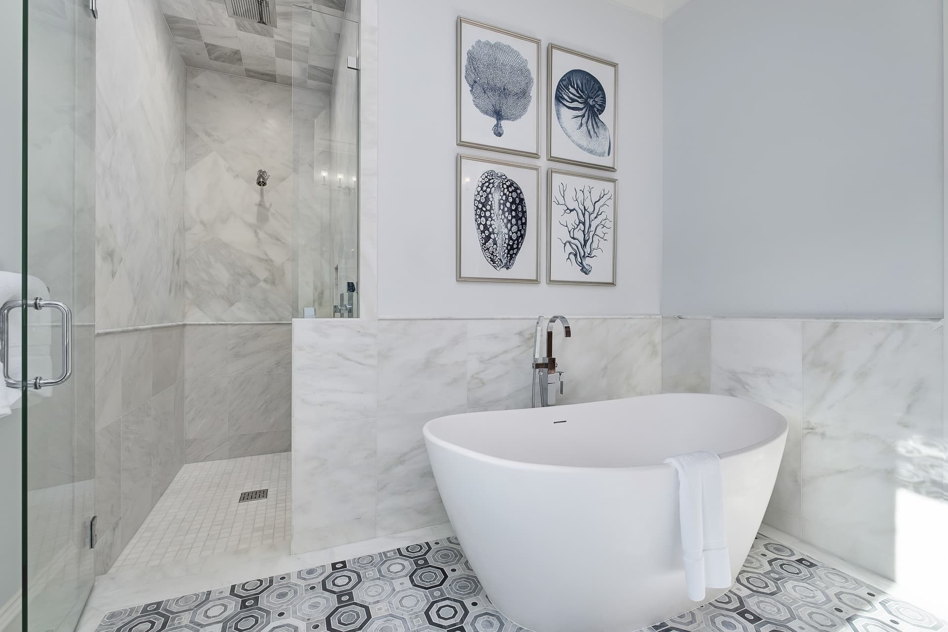 Social Manor - Image 28