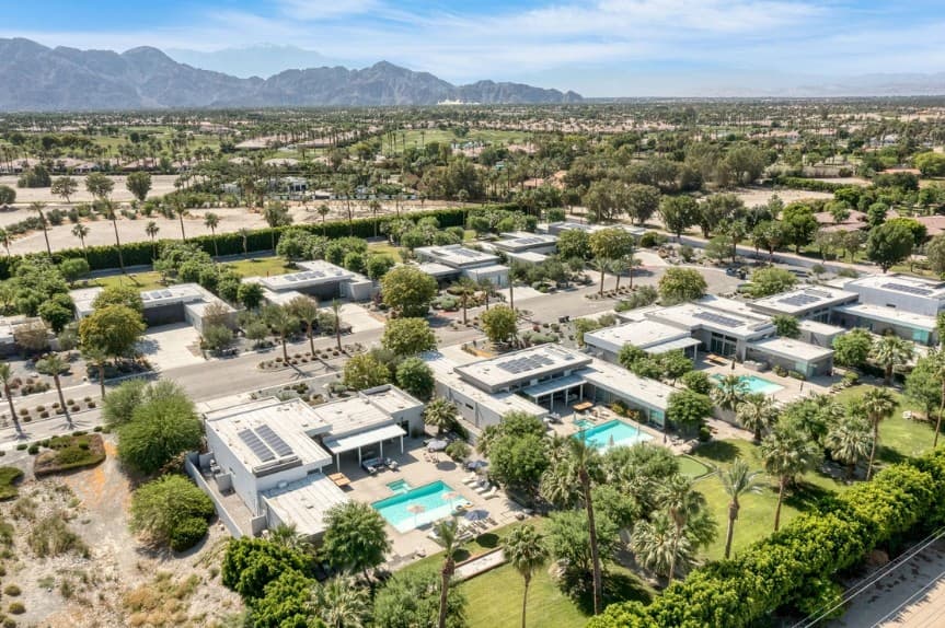Polo Villas Tres - Image 1