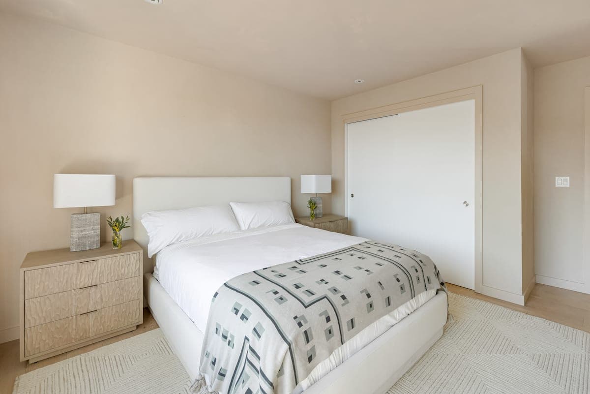 Skyline Chalet - Image 16