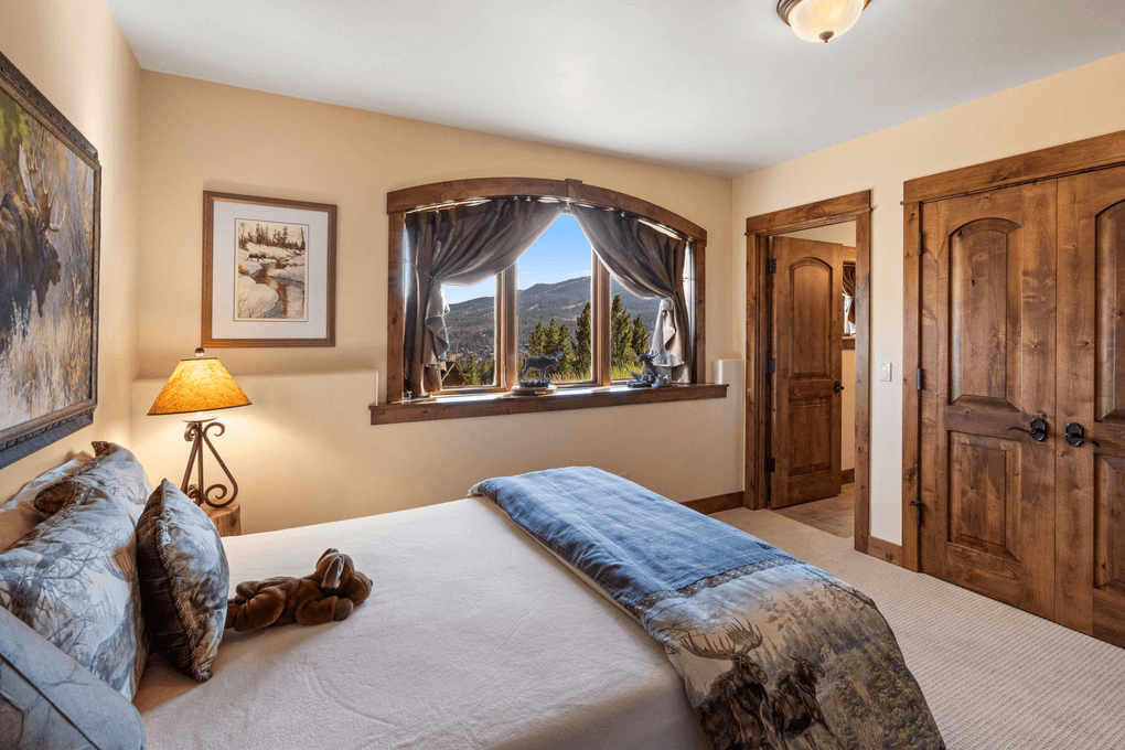 Timberline Lodge - Image 47