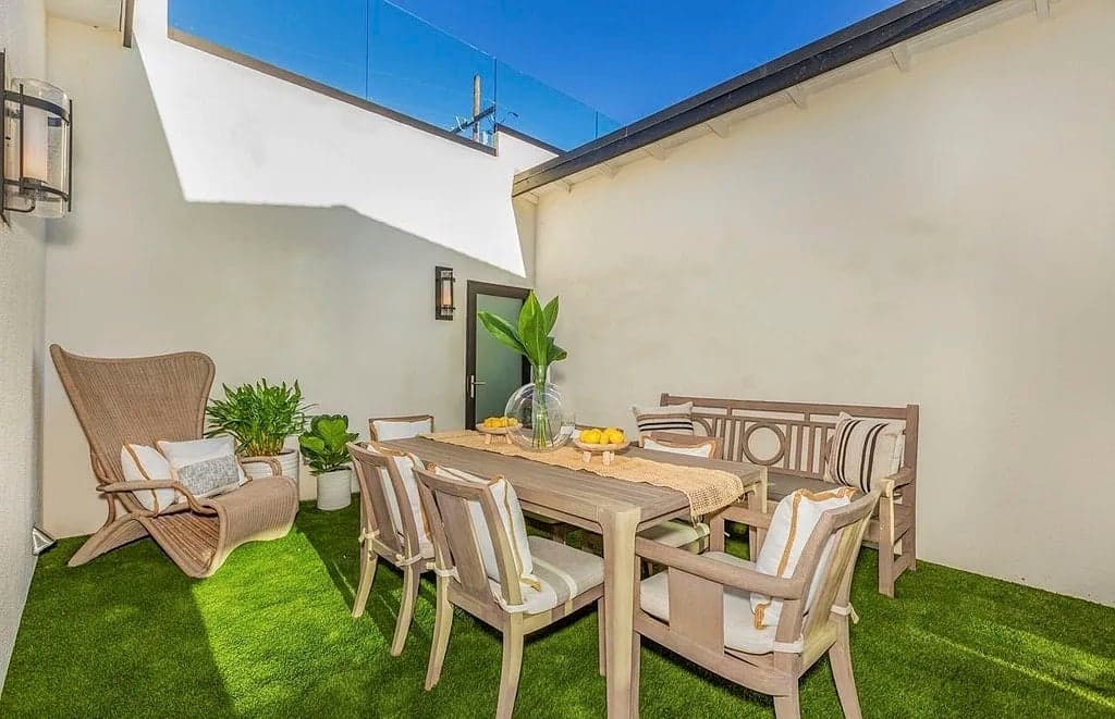 Ocean Pearl - Image 27