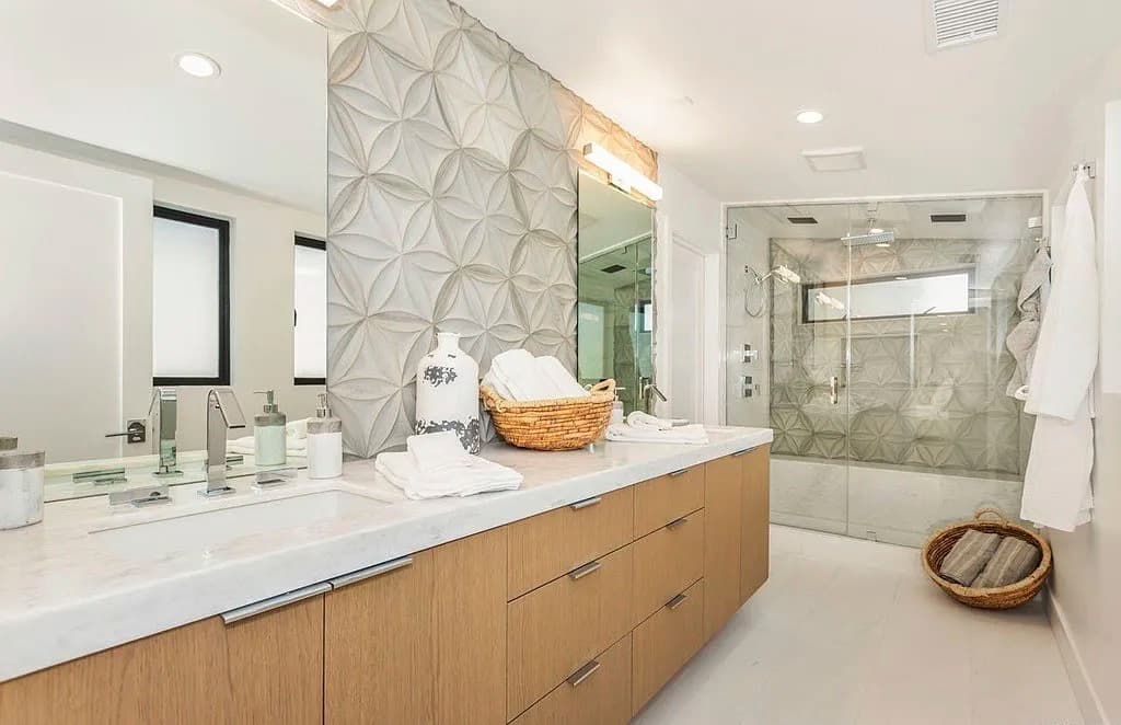 Ocean Pearl - Image 21