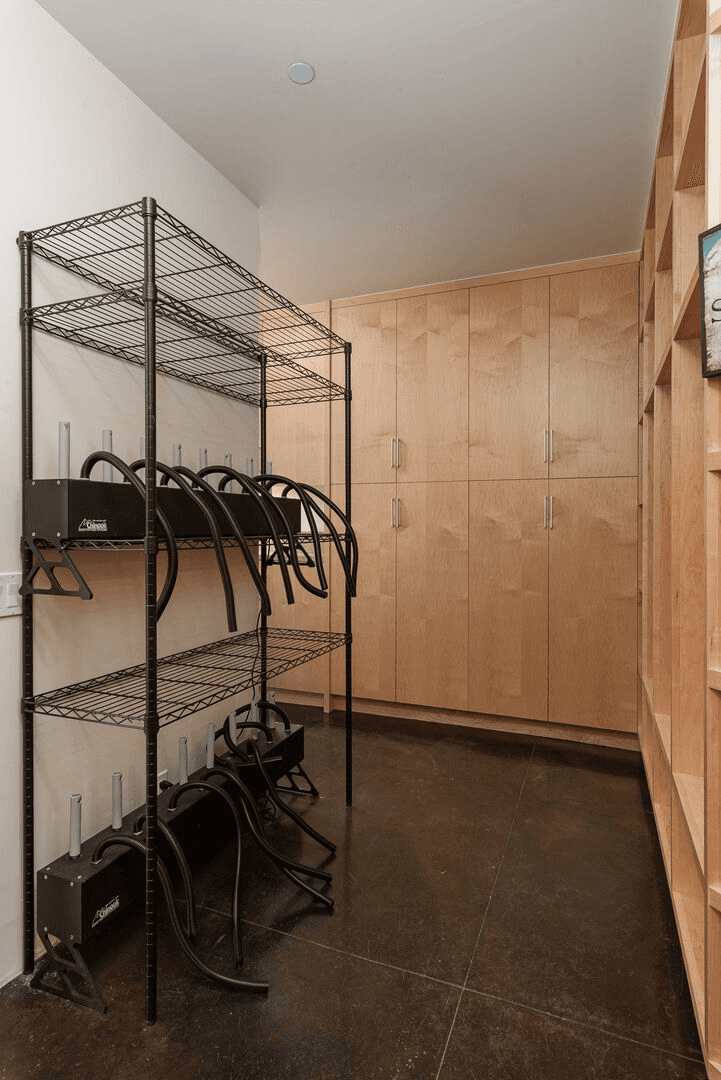 Elkhorn Estate - Image 34