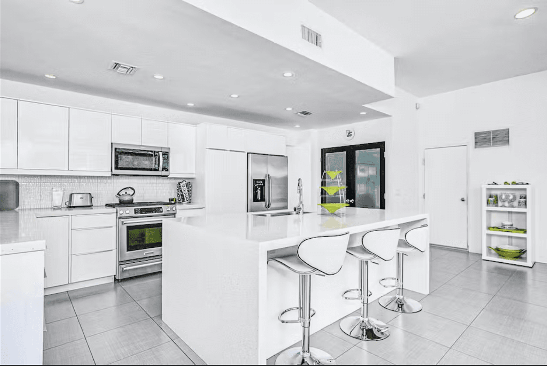 Timeless Beauty Home - Image 3