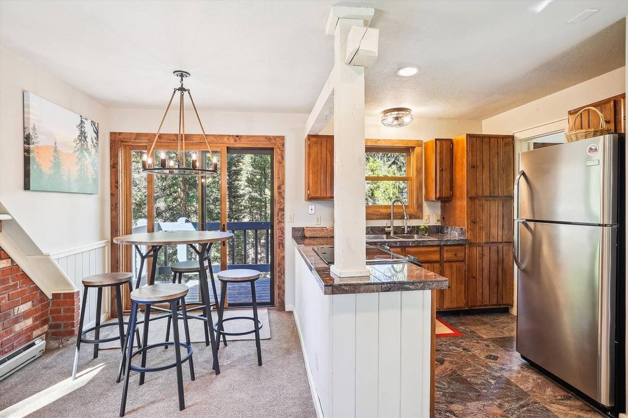 Summit Solitude Estate - Image 48