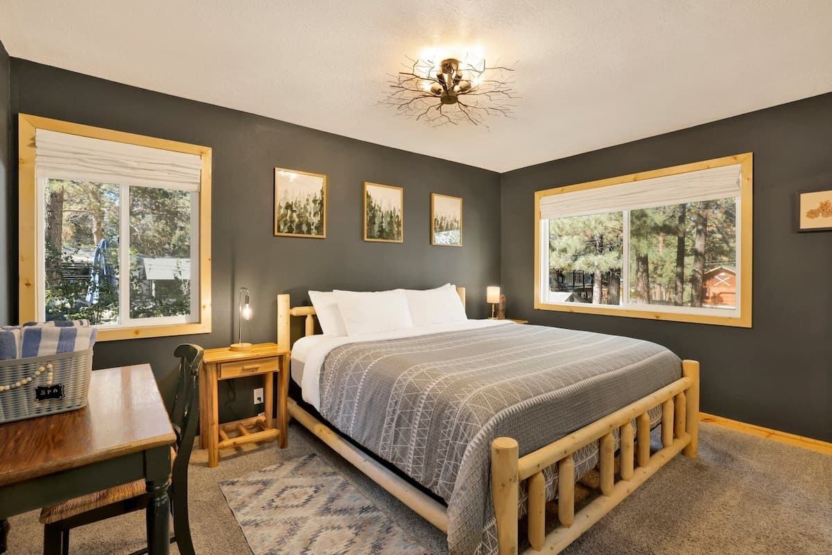 Country Club Cabin #357 - Image 4