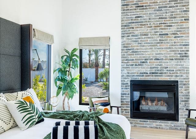 Estate on the River - Image 30