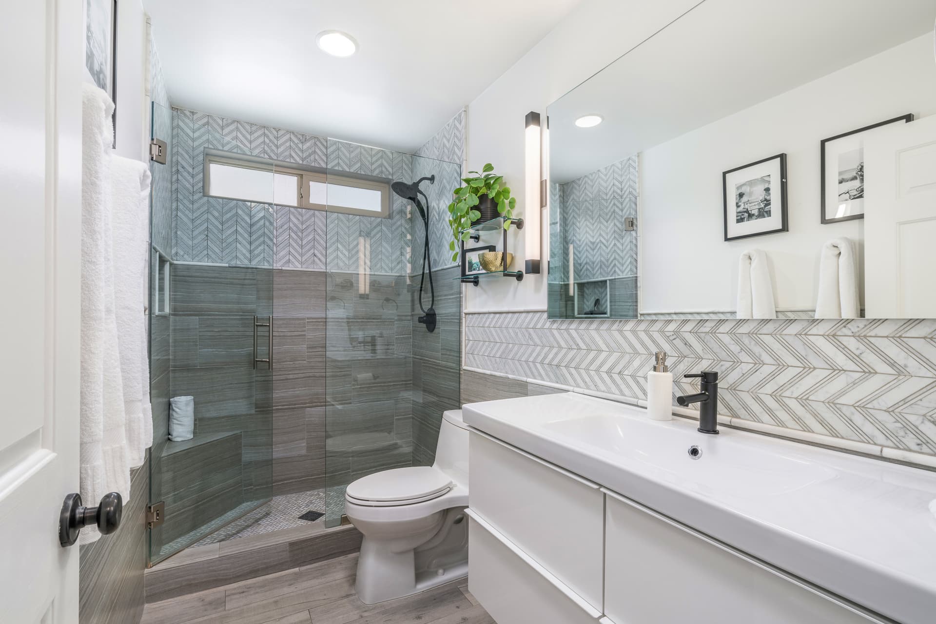 Wanderlust Oasis - Image 25