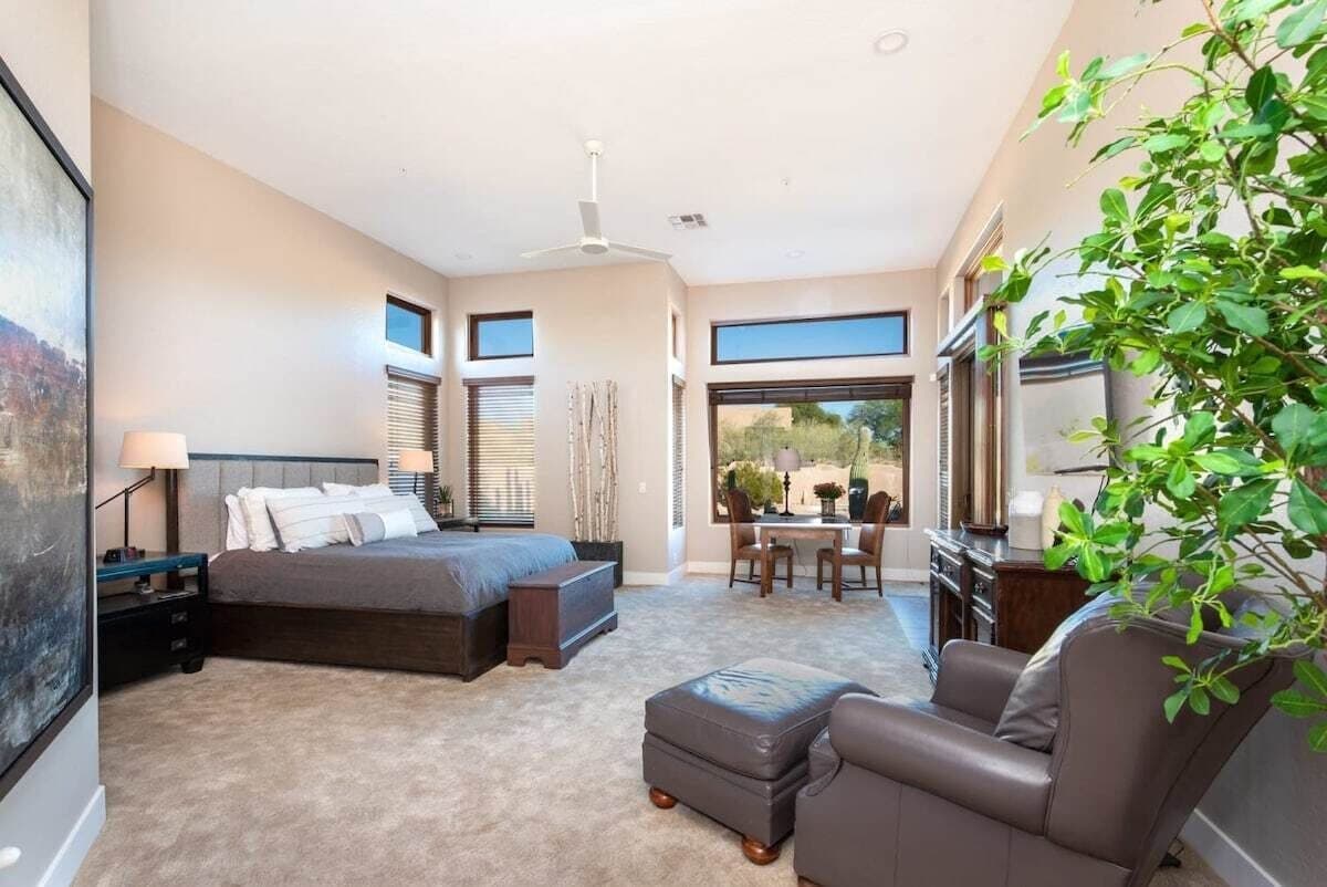 Luxury Scottsdale Retreat - Image 10